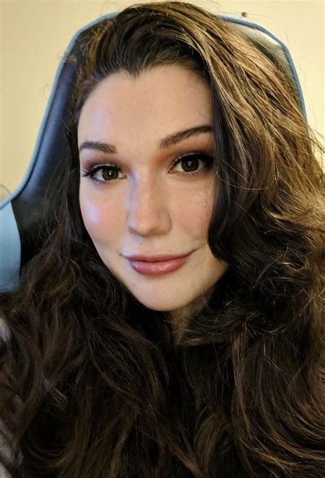 @LilyLouOfficial .
